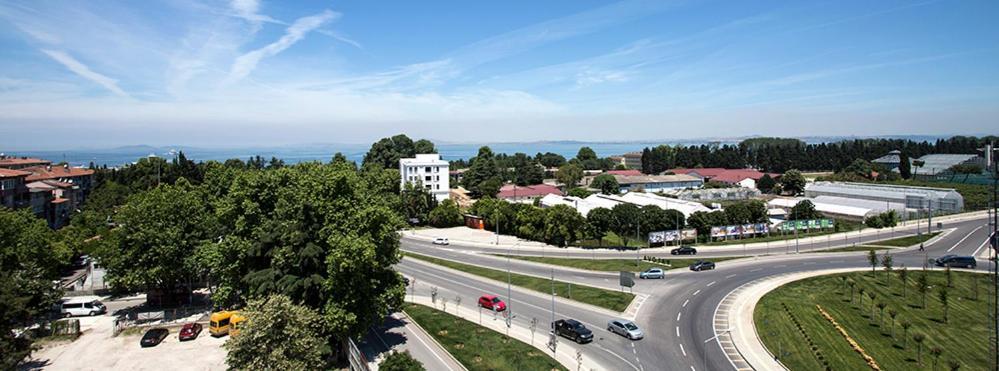 Ramada By Wyndham Hotel