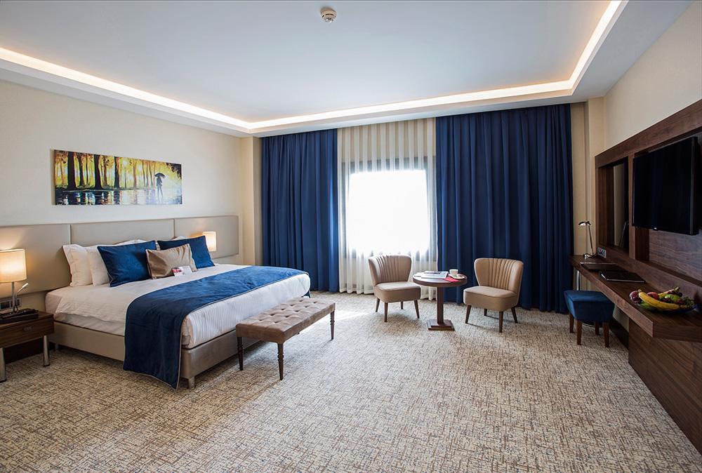 Ramada By Wyndham