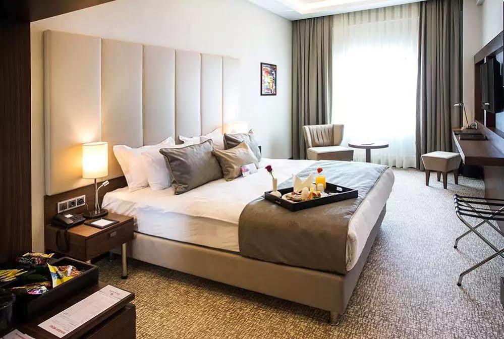 Ramada By Wyndham Yalova (Yalova)